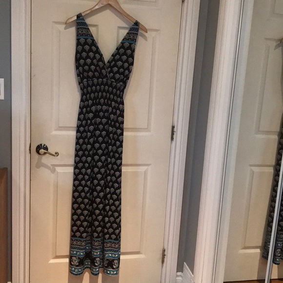 Patterned Maxi Dress - Picture 2 of 6